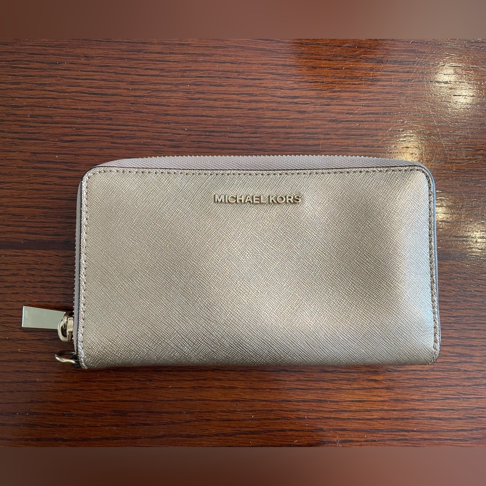 Michael Kors Gold Wallet